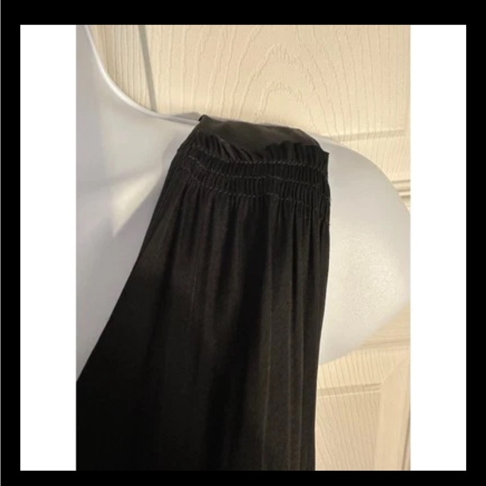 Banana Republic black satin pleated maxi dress with slit size 2 - Picture 4 of 11